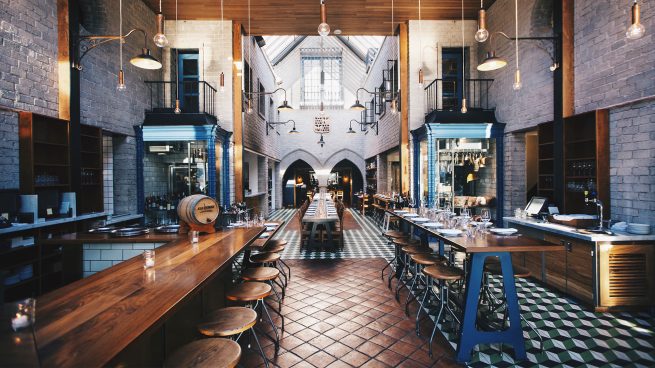 republique_full_feat